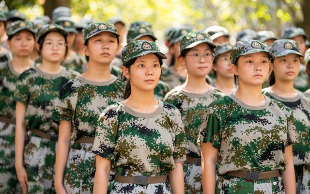 军训记忆丨磨砺成军，百炼成钢！衡阳第八中学2022级新生军训圆满闭营